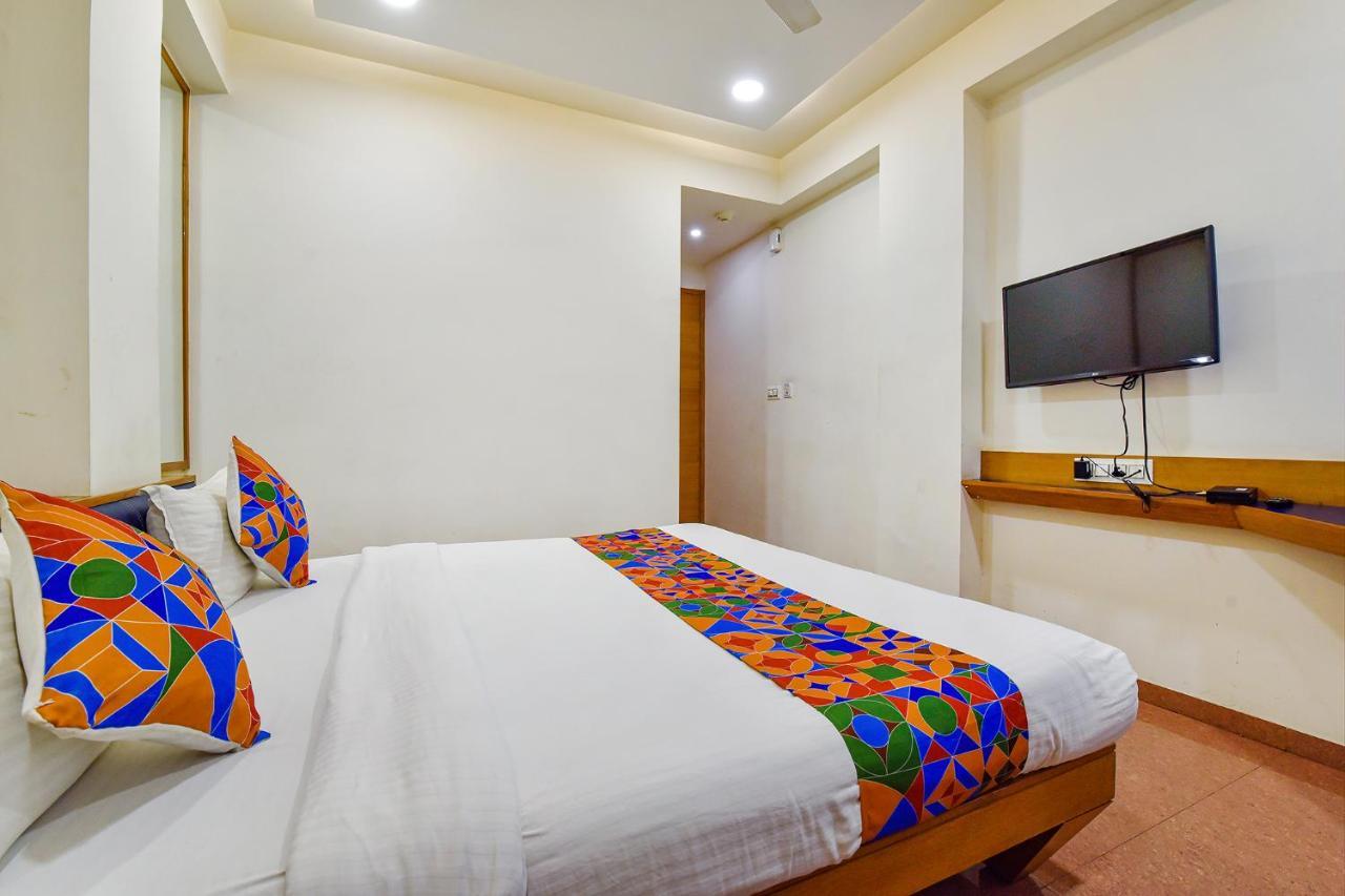Fabhotel Prime Grand Unity, Changodar Ahmadabad Zewnętrze zdjęcie
