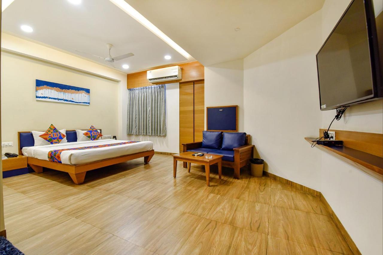 Fabhotel Prime Grand Unity, Changodar Ahmadabad Zewnętrze zdjęcie